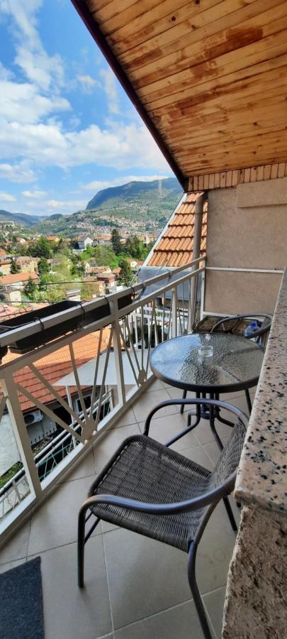 Manel, Mandrina 13 * Sarajevo